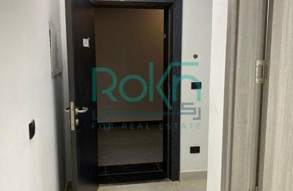 Clinic - 2 Bedrooms - 1 Bathroom for rent in Hale Town - 6 October City - Giza