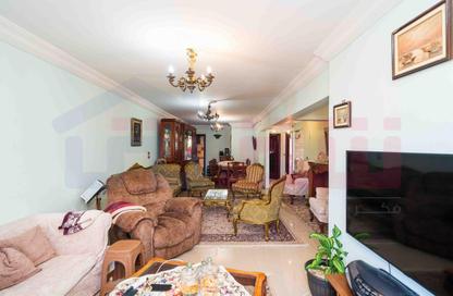 Apartment - 3 Bedrooms - 2 Bathrooms for sale in Mortada Basha St. - Backus - Hay Sharq - Alexandria