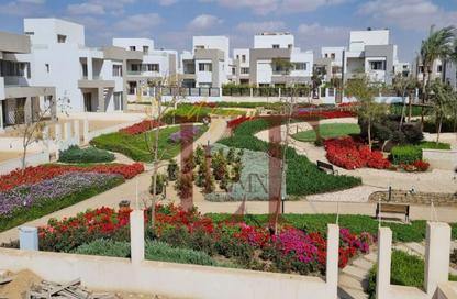 Villa - 6 Bedrooms - 3 Bathrooms for sale in Mountain View Hyde Park - 5th Settlement Compounds - The 5th Settlement - New Cairo City - Cairo