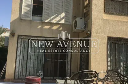 Twin House - 3 Bedrooms - 4 Bathrooms for sale in Al Shorouk 2000 - El Shorouk Compounds - Shorouk City - Cairo