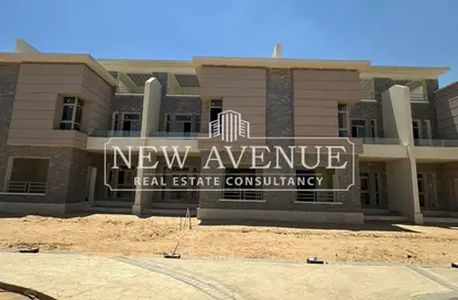 Townhouse - 3 Bedrooms - 4 Bathrooms for sale in La Fontaine Province - 5th Settlement Compounds - The 5th Settlement - New Cairo City - Cairo