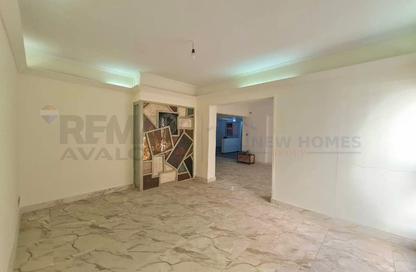 Apartment - 3 Bedrooms - 2 Bathrooms for sale in Mustafa Kamel - Hay Sharq - Alexandria