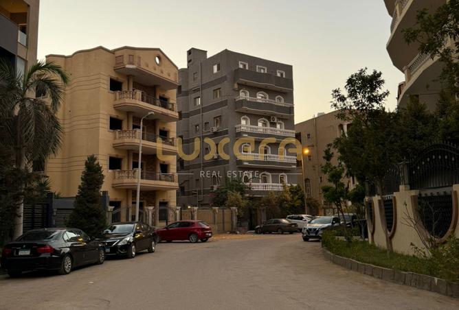 66427143 - Property Image 2