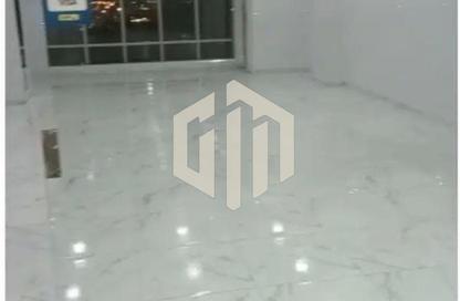 محل تجاري - استوديو - 1 حمام للايجار في شارع ال ٩٠ الجنوبي - شارع التسعين الجنوبي - التجمع الخامس - مدينة القاهرة الجديدة - القاهرة