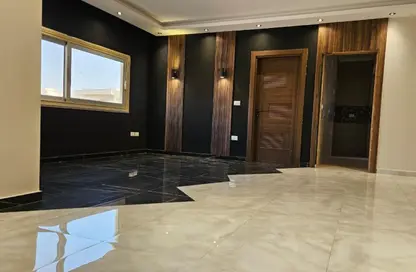 Apartment - 4 Bedrooms - 3 Bathrooms for rent in American University Housing District - 5th Settlement Compounds - The 5th Settlement - New Cairo City - Cairo