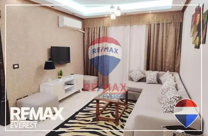 Apartment - 2 Bedrooms - 1 Bathroom for rent in Rawdat Zayed - 12th District - Sheikh Zayed City - Giza