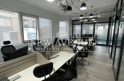 Office Space - 4 Bedrooms - 1 Bathroom for sale in The Polygon - Sheikh Zayed Compounds - Sheikh Zayed City - Giza