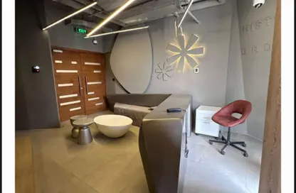 مساحات مكتبية - 3 غرف نوم - 1 حمام للايجار في ميفيدا - كمبوندات التجمع الخامس - التجمع الخامس - مدينة القاهرة الجديدة - القاهرة