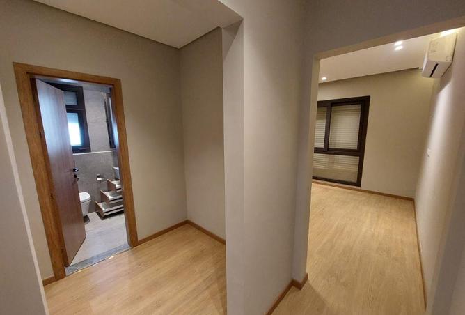 67222329 - Property Image 3