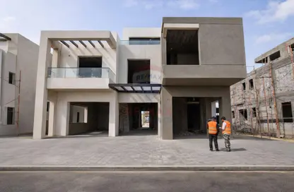 Villa - 4 Bedrooms - 6 Bathrooms for sale in The Crown - Cairo Alexandria Desert Road - 6 October City - Giza