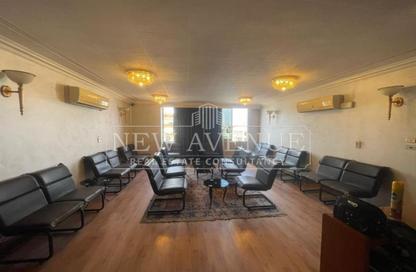 Office Space - Studio - 2 Bathrooms for sale in Baghdad St. - El Korba - Heliopolis - Masr El Gedida - Cairo