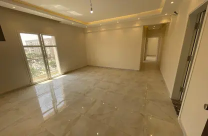 شقة - 2 غرف نوم - 2 حمامات للايجار في جاردن ريزدنس - هايد بارك - مدينة القاهرة الجديدة - القاهرة