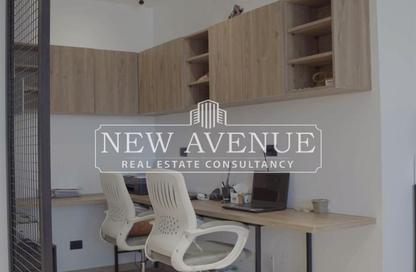 Office Space - 2 Bedrooms - 1 Bathroom for sale in District 5 - 5th Settlement Compounds - The 5th Settlement - New Cairo City - Cairo