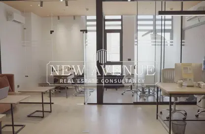 مساحات مكتبية - 2 غرف نوم - 1 حمام للبيع في ديستريكت 5 - كمبوندات التجمع الخامس - التجمع الخامس - مدينة القاهرة الجديدة - القاهرة