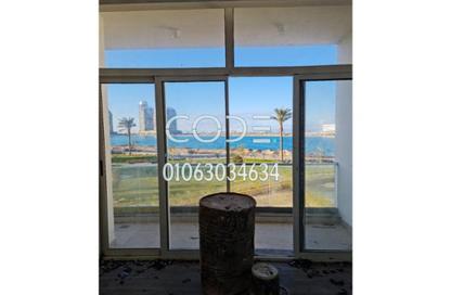 فيلا - 5 غرف نوم - 4 حمامات للبيع في مازيرين - مدينة العلمين الجديدة - العلمين - الساحل الشمالي