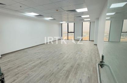 Office Space - Studio - 1 Bathroom for rent in Hyde Park Business District Mall - South Teseen St. - The 5th Settlement - New Cairo City - Cairo