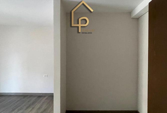 8690406 - صورة العقار 2