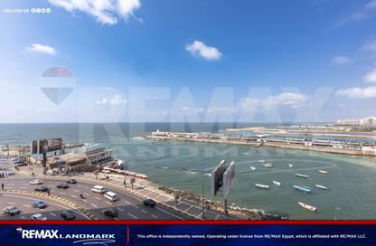 شقة - 4 غرف نوم - 2 حمامات للبيع في طريق الجيش - جليم - حي شرق - الاسكندرية