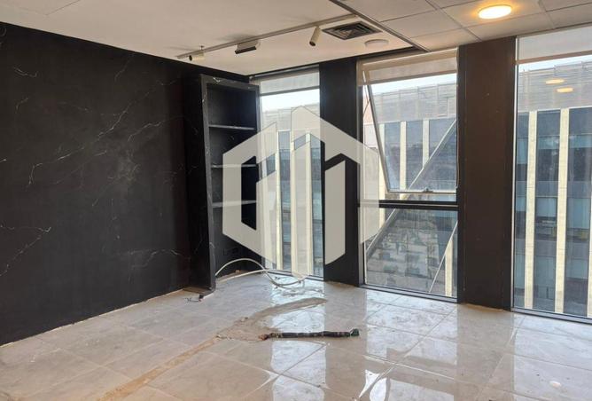 98832479 - Property Main Image