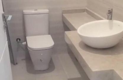 Apartment - 2 Bedrooms - 2 Bathrooms for rent in Palm Hills Village Gate - South Investors Area - New Cairo City - Cairo