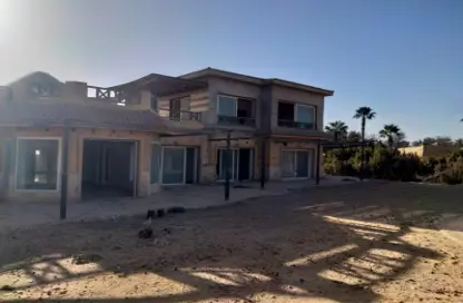 فيلا - 5 غرف نوم - 6 حمامات للبيع في وادي النخيل - طريق مصر اسكندرية الصحراوي - مدينة 6 أكتوبر - الجيزة