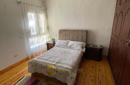 Apartment - 3 Bedrooms - 1 Bathroom for sale in 8th District - Sheikh Zayed City - Giza