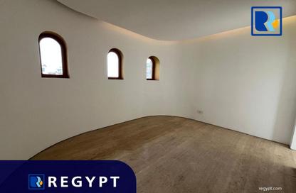 Office Space - 5 Bedrooms - 6 Bathrooms for rent in Bahaa Eldeen Krakoush St. - Zamalek - Cairo