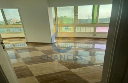 Apartment - 3 Bedrooms - 3 Bathrooms for sale in Sarayat Al Maadi - Hay El Maadi - Cairo