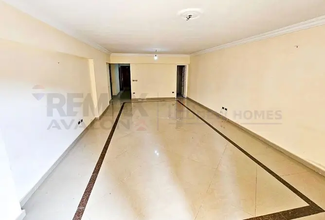 111604622 - Property Image 2