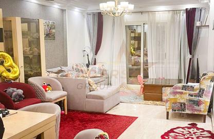 Apartment - 2 Bedrooms - 1 Bathroom for sale in Fleming - Hay Sharq - Alexandria