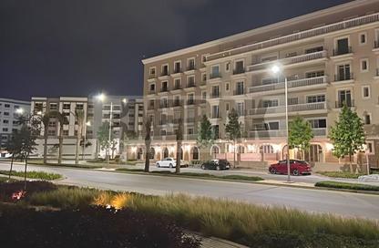 Apartment - 3 Bedrooms - 3 Bathrooms for sale in Centerville - Hyde Park - New Cairo City - Cairo