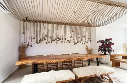 شاليه - 2 غرف نوم - 2 حمامات للبيع في سيشور - راس الحكمة - الساحل الشمالي