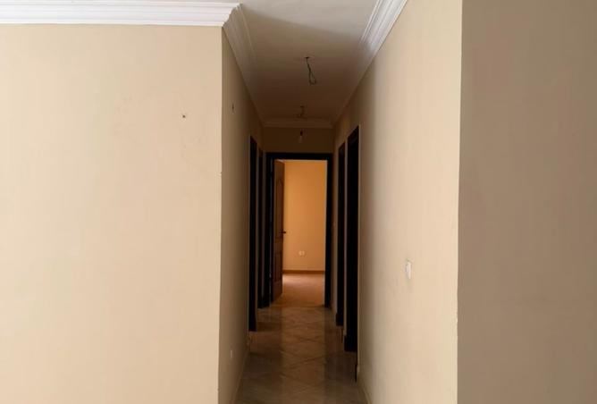 102628278 - Property Image 3