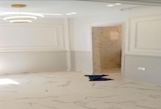 57232685 - Property Image 3