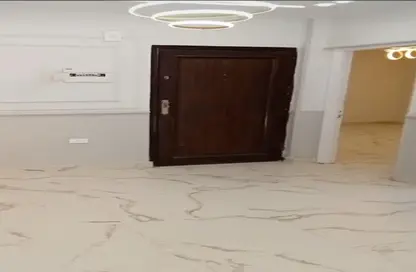 Apartment - 2 Bedrooms - 1 Bathroom for sale in Wadi Al Nile St. - Mohandessin - Giza