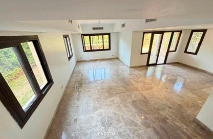 Townhouse - 3 - 3 for sale in Al Shorouk 2000 - El Shorouk Compounds - Shorouk City - Cairo