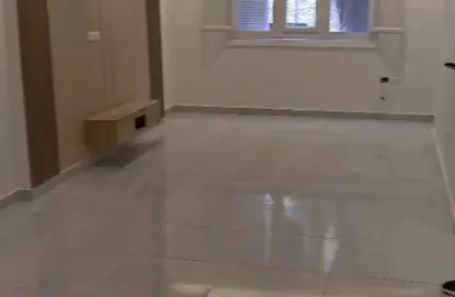 Apartment - 2 Bedrooms - 1 Bathroom for sale in Moez Al Dawla St. - 6th Zone - Nasr City - Cairo