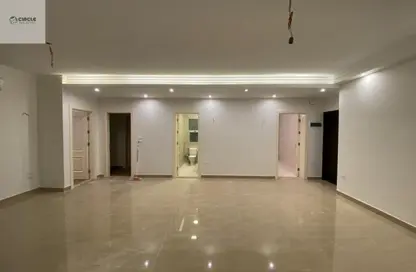 Apartment - 2 Bedrooms - 2 Bathrooms for rent in Palm Hills Village Gate - South Investors Area - New Cairo City - Cairo