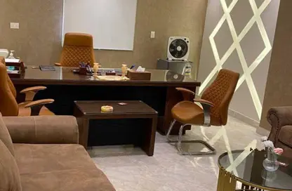 مكتب عمل جماعي - 3 غرف نوم - 2 حمامات للايجار في شارع المهندس ايهاب عزت - المنطقة التاسعة - مدينة نصر - القاهرة