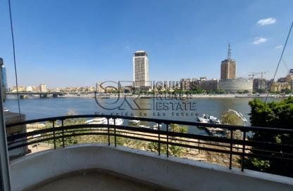 Apartment - 2 Bedrooms - 2 Bathrooms for sale in Mohamed Abdel Wahab St. - Zamalek - Cairo