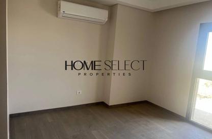 Apartment - 2 Bedrooms - 2 Bathrooms for sale in Park Side Residence - Zed Towers - Sheikh Zayed Compounds - Sheikh Zayed City - Giza