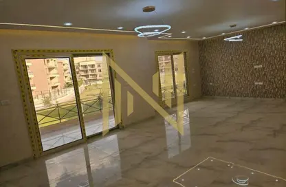 شقة - 3 غرف نوم - 3 حمامات للايجار في مدينة الخمائل - كمبوندات الشيخ زايد - الشيخ زايد - الجيزة