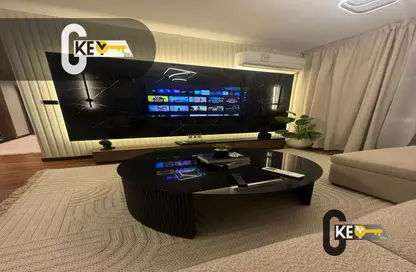 شقة - 3 غرف نوم - 2 حمامات للايجار في B6 - مدينتي - القاهرة