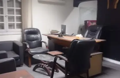 Office Space - 3 Bedrooms - 2 Bathrooms for rent in Mostafa Al Nahas St. - 6th Zone - Nasr City - Cairo