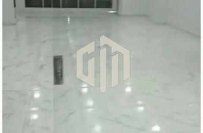 محل تجاري - استوديو - 1 حمام للايجار في شارع ال ٩٠ الجنوبي - شارع التسعين الجنوبي - التجمع الخامس - مدينة القاهرة الجديدة - القاهرة