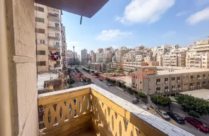 Apartment - 3 Bedrooms - 2 Bathrooms for sale in Iskandar Ibrahim St. - Miami - Hay Awal El Montazah - Alexandria