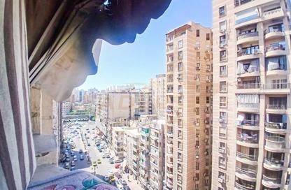 شقة - 3 غرف نوم - 3 حمامات للبيع في شارع زكي رجب - سموحة - حي شرق - الاسكندرية شقة - 3 غرف نوم - 3 حمامات للبيع في شارع زكي رجب - سموحة - حي شرق - الاسكندرية