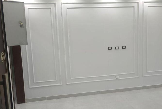 8613069 - Property Image 3