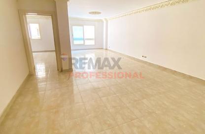 Apartment - 3 - 2 for rent in Mohamed Fawzy Moaz St. - Smouha - Hay Sharq - Alexandria