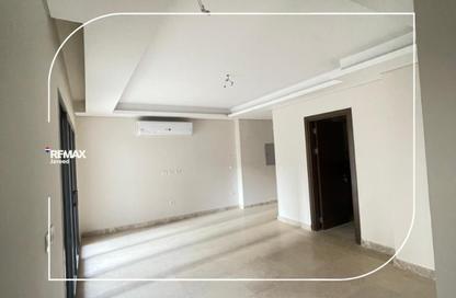 Apartment - 2 Bedrooms - 2 Bathrooms for rent in Park Side Residence - Zed Towers - Sheikh Zayed Compounds - Sheikh Zayed City - Giza